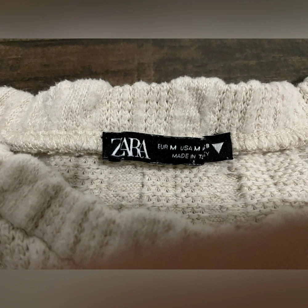 Zara Cream Puff Sleeve Top